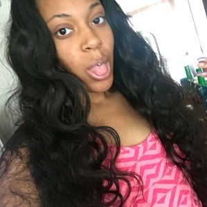 Meet your Posher, Valerie